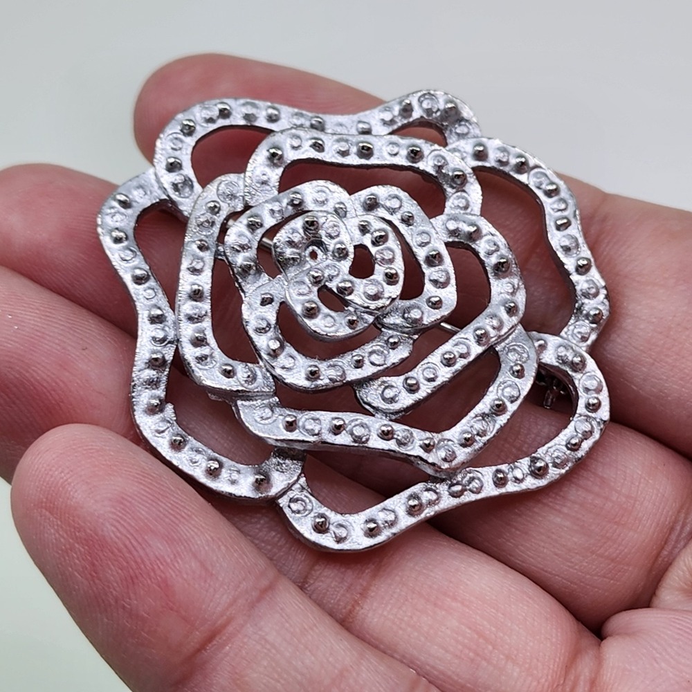 Silver Tone Openwork Rose Brooch Pin Floral Vintage Romantic Statement Gift
